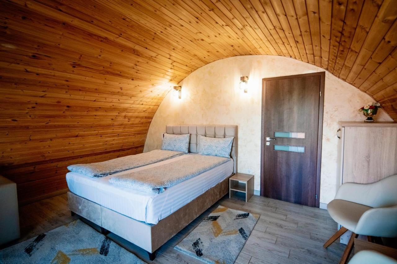 Montana Garden Otel Răşinari Dış mekan fotoğraf